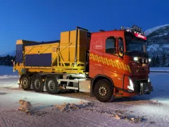 Falköping LTFV² fastsandspreder på lastebil, høyre side